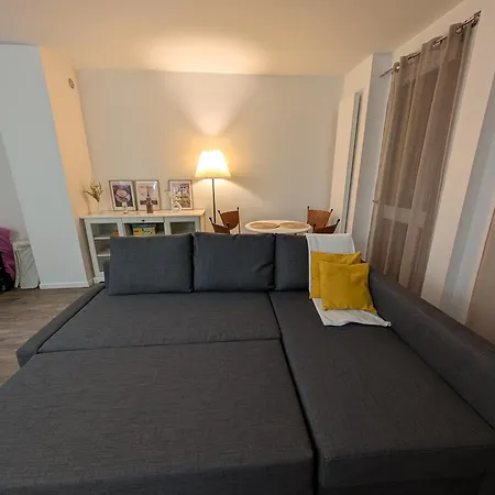 Evasion La Defense - Balcon & Wi-fi, A 10 Min De Paris Apartment Courbevoie