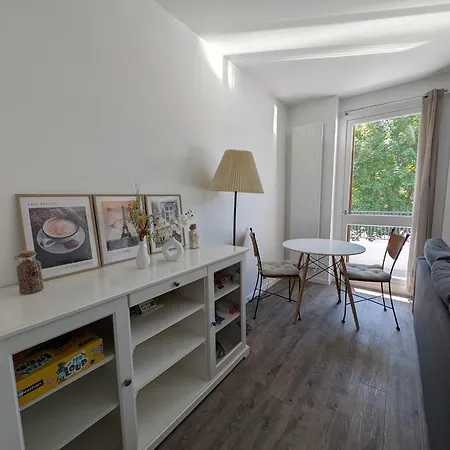 Lägenhet Evasion La Defense - Balcon & Wi-fi, A 10 Min De Paris Courbevoie